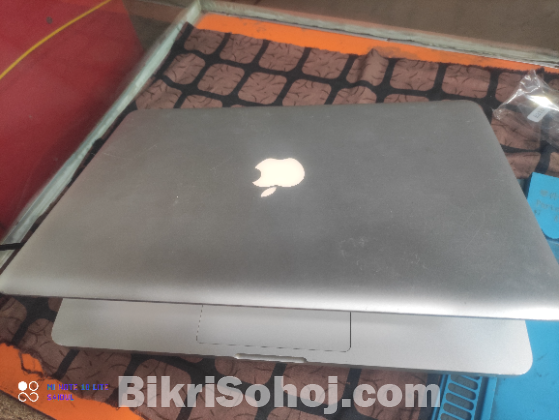 MacBook pro mid 2009